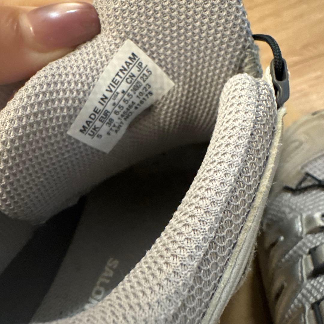 Salomon XA PRO 3D グレー スニーカー