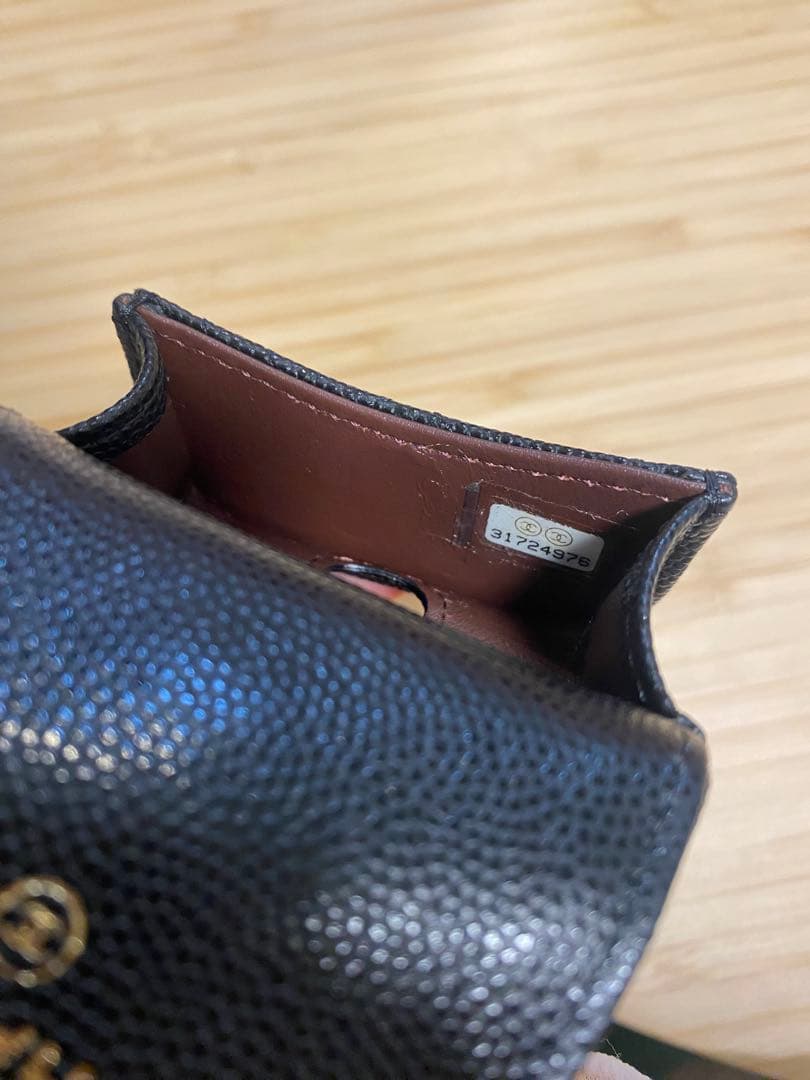 【チェーンなし】CHANEL AirPodsPro ケース　キャビアスキン　黒