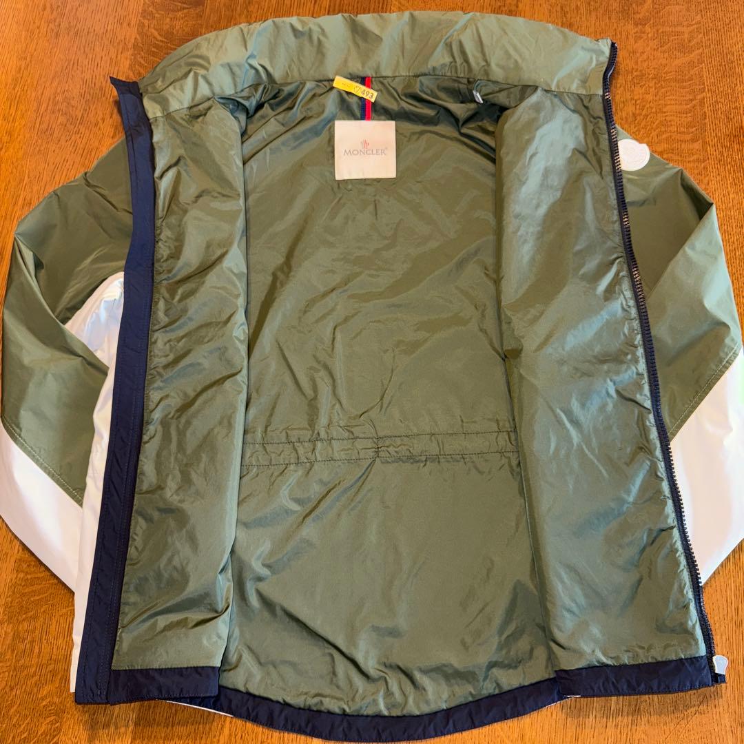 モンクレールMONCLER ナイロンジャケット　14A