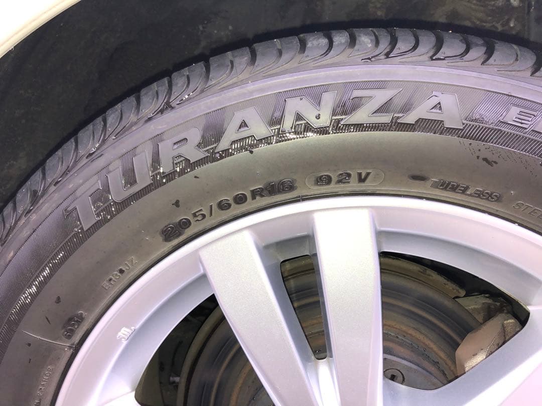 匿*！様 美品 ZRT272アベンシス 純正 16インチアルミホイール 205/