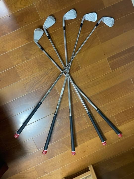 【値下げしました】タイトリストVG3アイアンセット#6から#Pまで5本セット