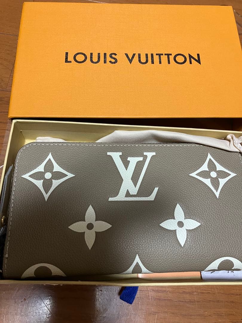 専用！！購入者確定LOUIS VUITTON 長財布