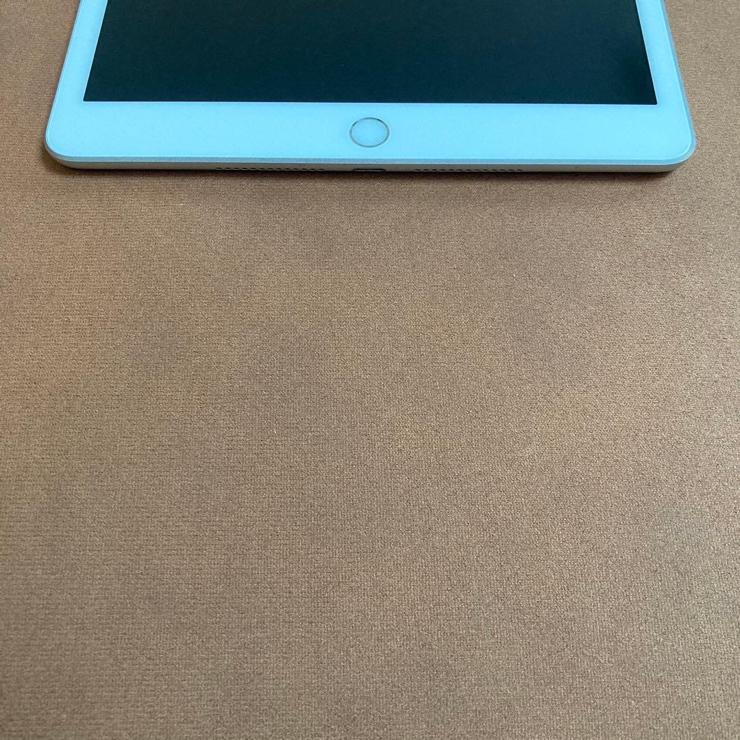 351【早い者勝ち】電池最良好☆iPad8 第8世代 32GB WIFIモデル☆