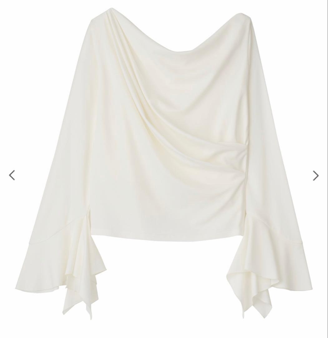 【新品タグ付き】Aimeine　ドレープネックカフススリーブトップス　エメイン