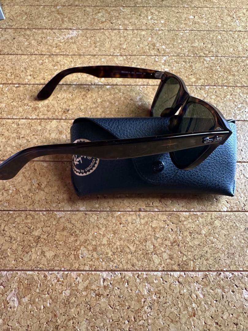 【新品同様】Ray-Ban WAYFARER RB2140-A 902　54
