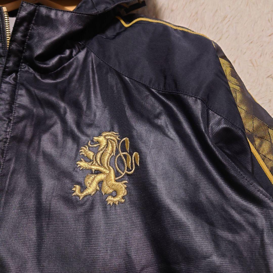 くり UMBRO アンブロ 中綿セットアップ ジャージ ブラック×ゴールド