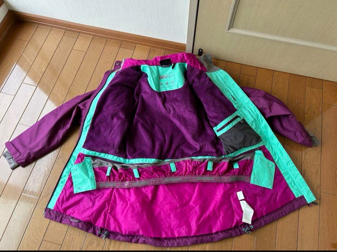 美品　マムート　スキーウエア　Sサイズ　スノーボード　スキー