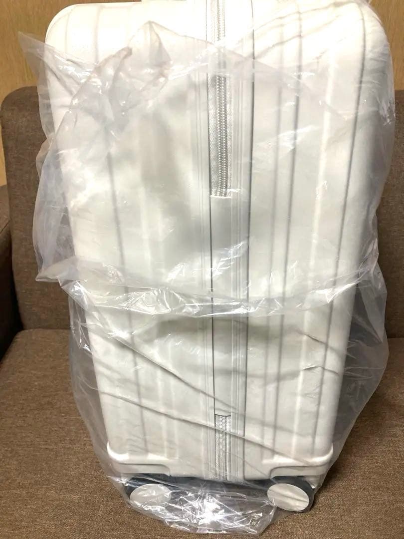 【新品未開封品】しまむら　ちはる　コラボ　キャリーケース　シンデレラ