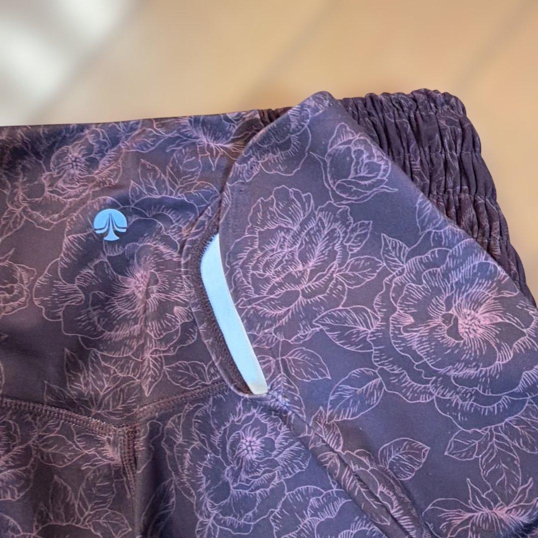 SUKALA 花柄 ヨガタンクトップ、スパッツ