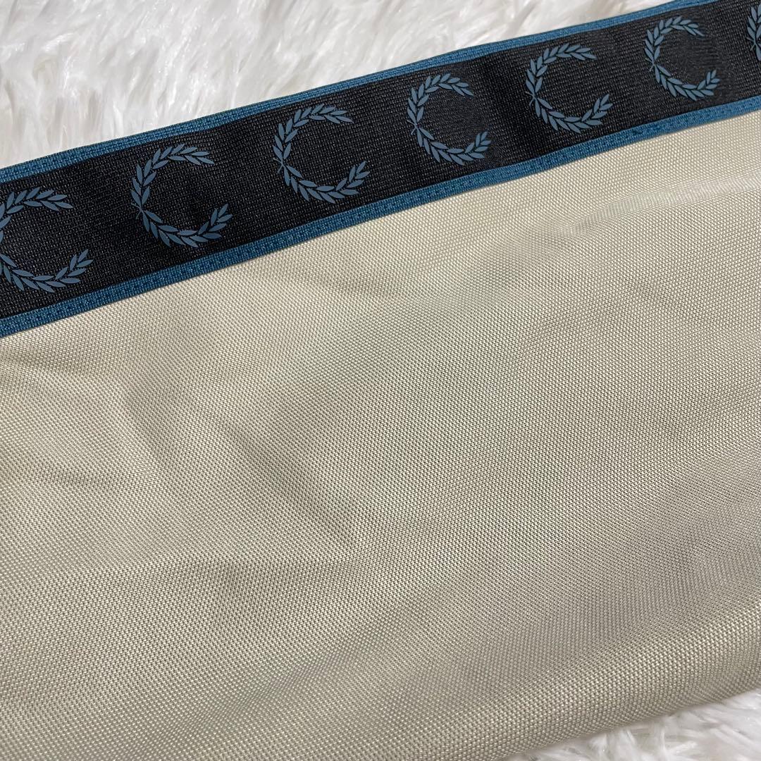 美品　フレッドペリー　クロップド　ショート丈　トラックジャケット　ジャージ