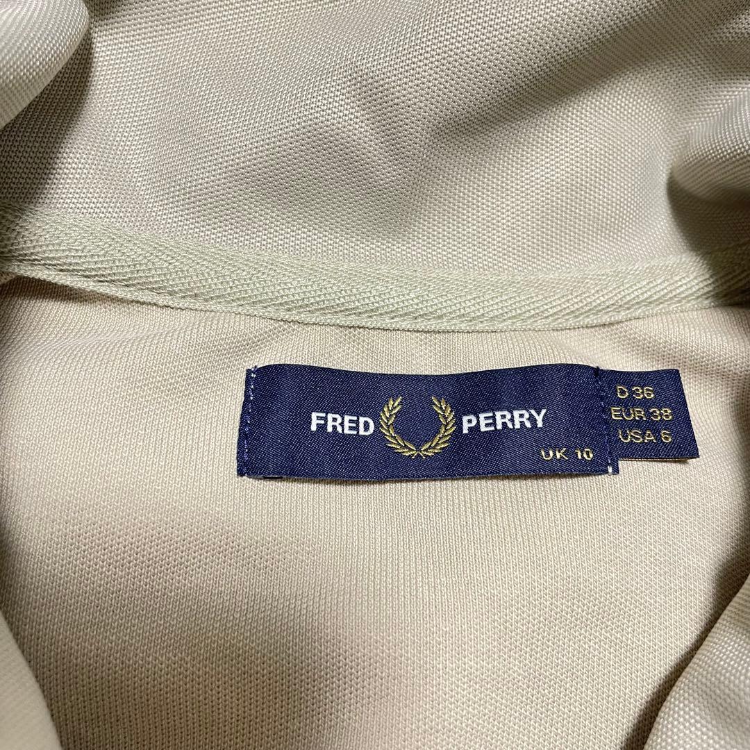 美品　フレッドペリー　クロップド　ショート丈　トラックジャケット　ジャージ