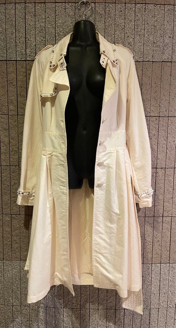 未使用　美品　クラス　ロベルトカヴァリ　ロングコート　38 スプリングコート