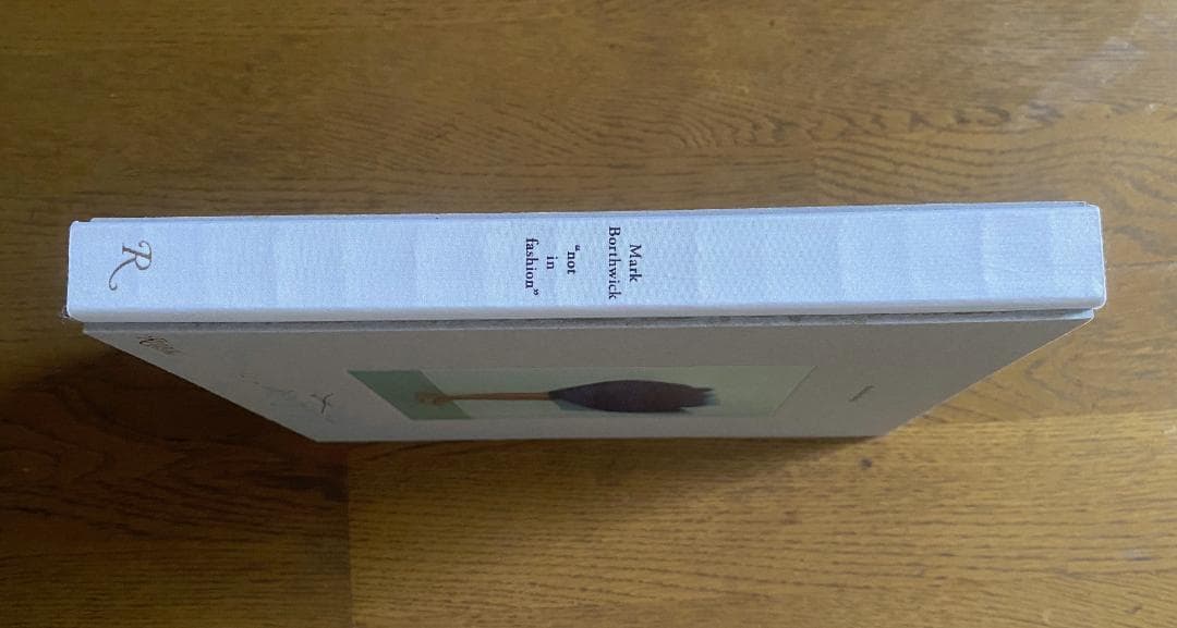 マーク・ボスウィック「 not in fashion」直筆サイン入り　カード付き