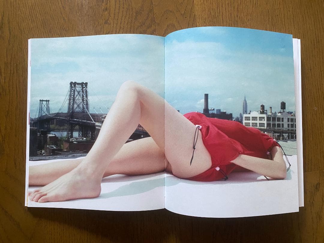 マーク・ボスウィック「 not in fashion」直筆サイン入り　カード付き