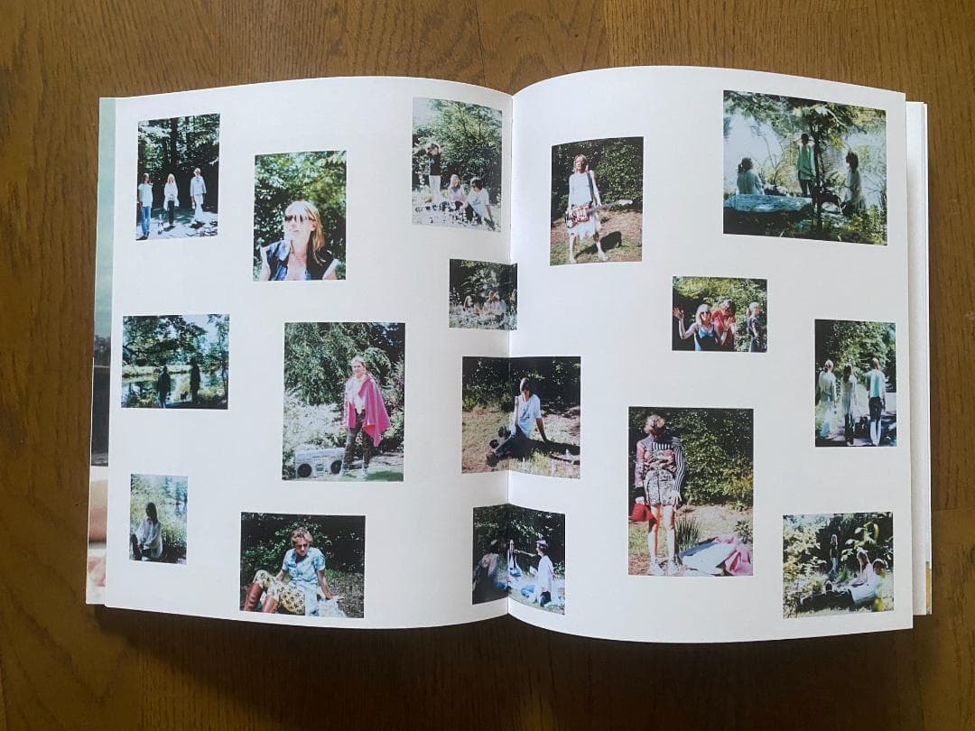 マーク・ボスウィック「 not in fashion」直筆サイン入り　カード付き