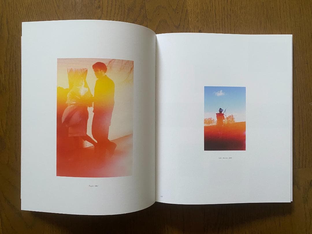 マーク・ボスウィック「 not in fashion」直筆サイン入り　カード付き