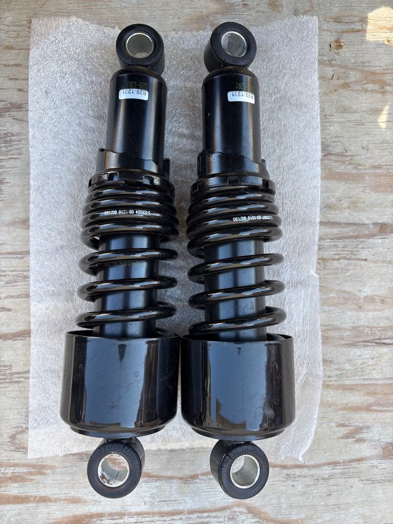 Shum 送料込み❗️スポーツスター用 10.5インチ サスペンション