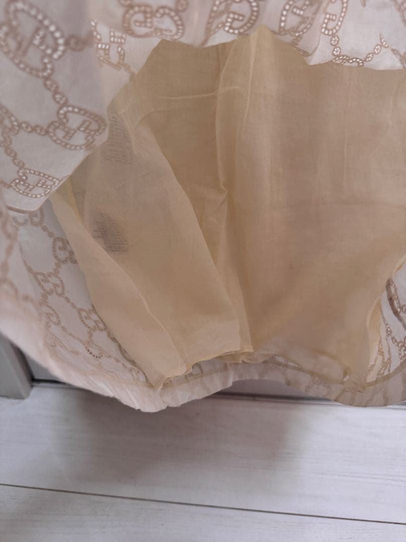 GUCCIグッチ　キッズ 半袖ワンピース クリーム色 GGパターン