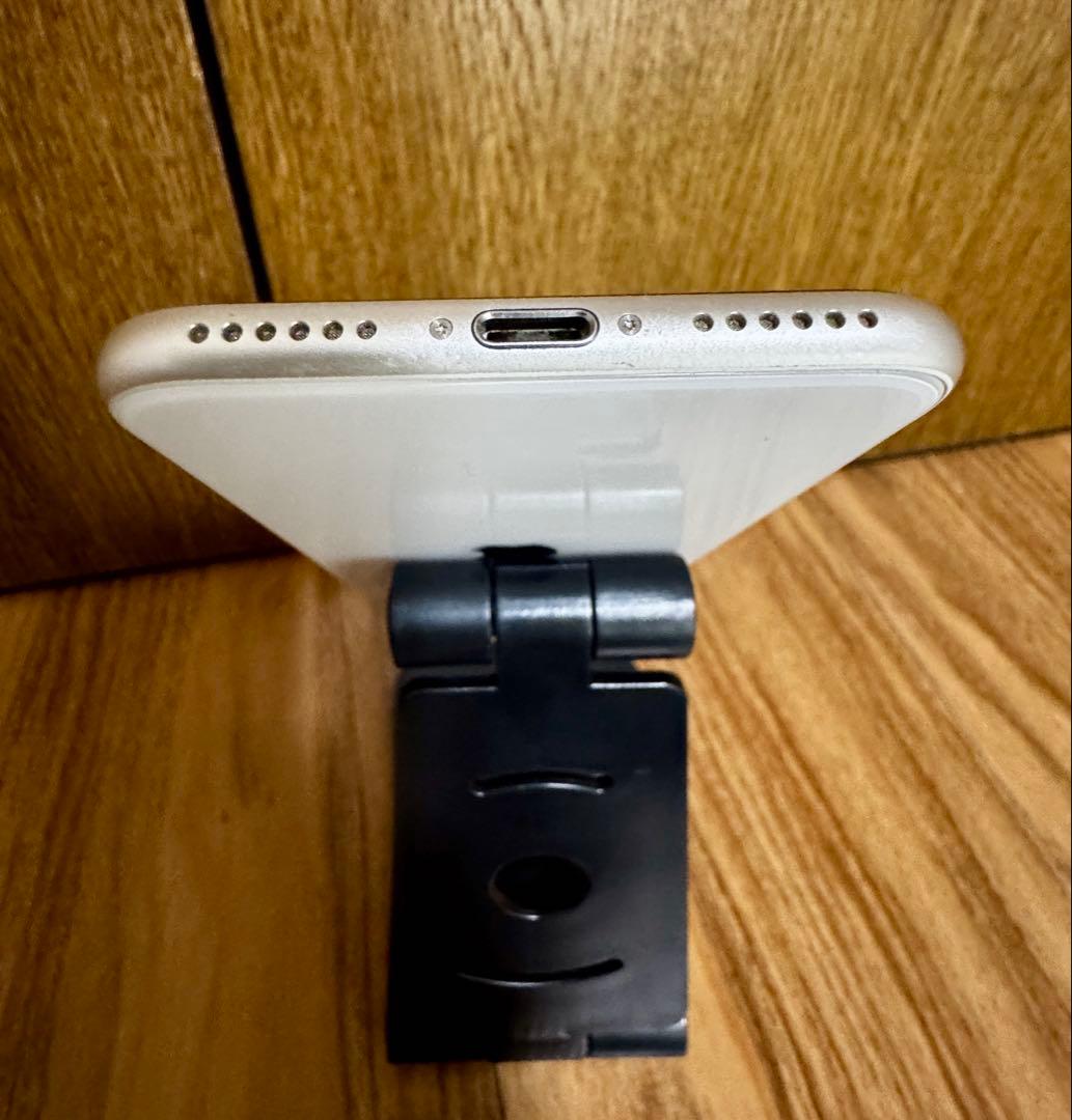 iPhoneSE3 128G SIMフリー スターライト本体のみ