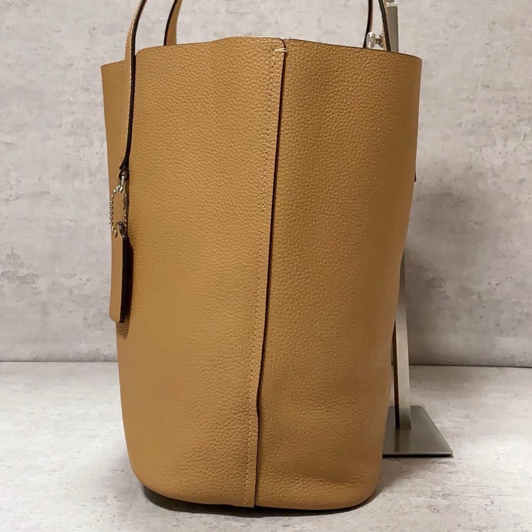 未使用品✨COACH コーチ トートバッグ 肩掛け ビジネス A4収納 大容量