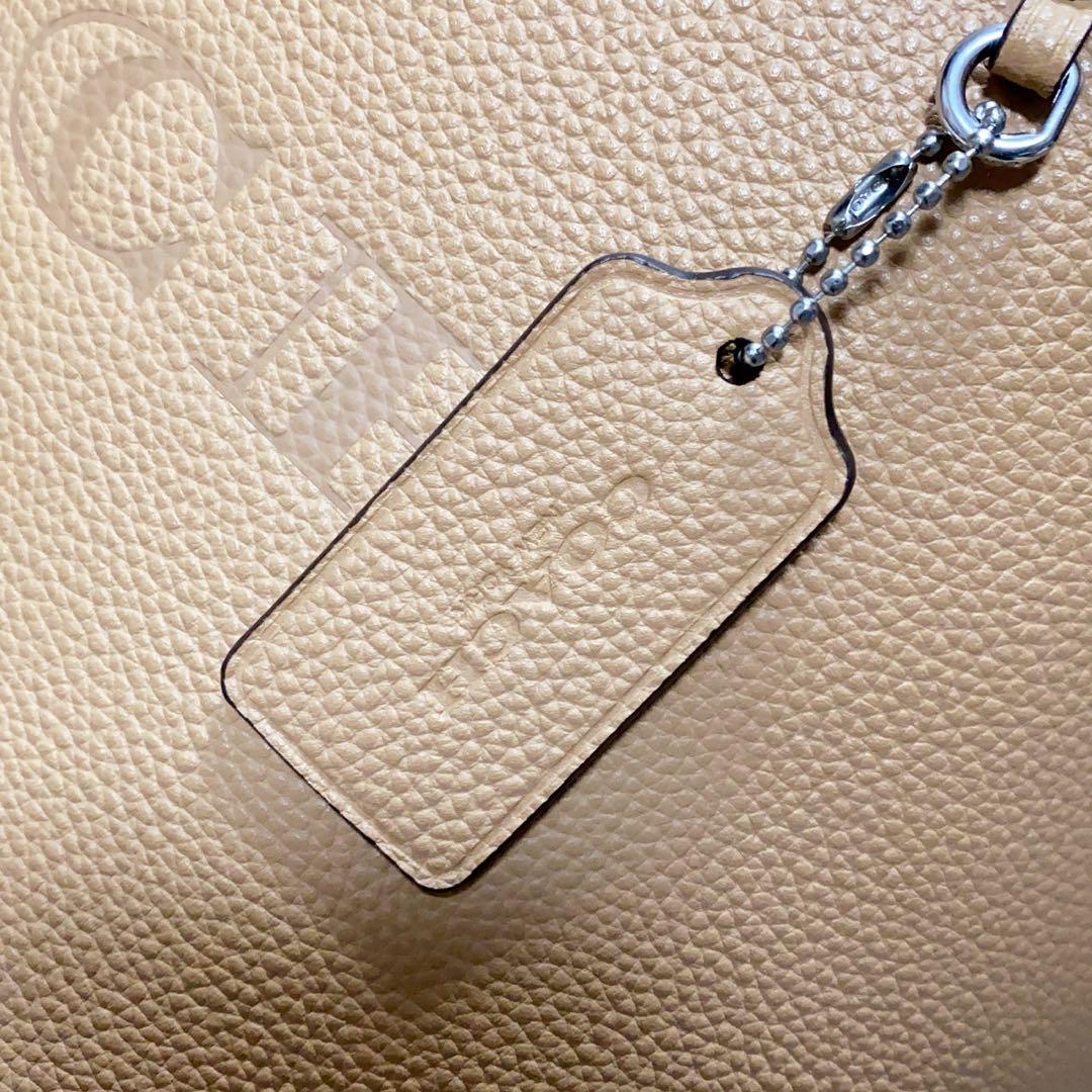 未使用品✨COACH コーチ トートバッグ 肩掛け ビジネス A4収納 大容量
