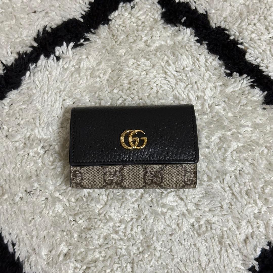 GUCCI キーケース 黒