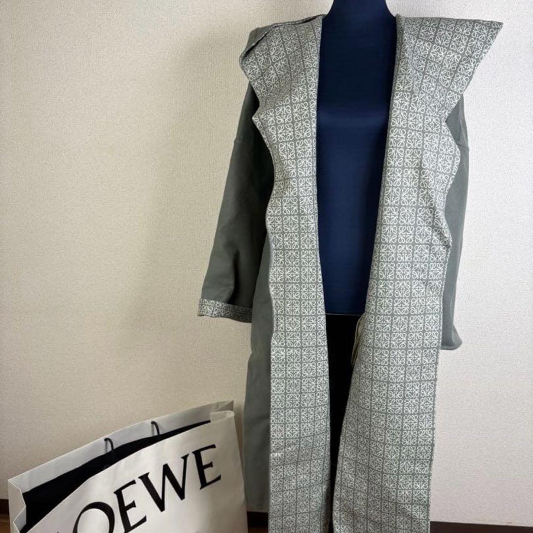 ロエベ　ロゴジャガード　フーデット　コート