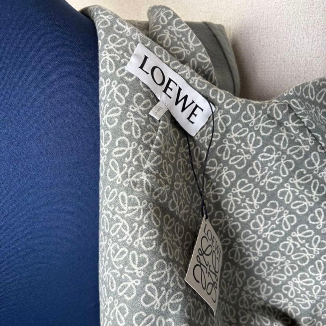 ロエベ　ロゴジャガード　フーデット　コート