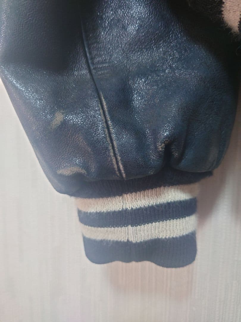 CHEVIGNON スタジャン Thorne's　サイズL