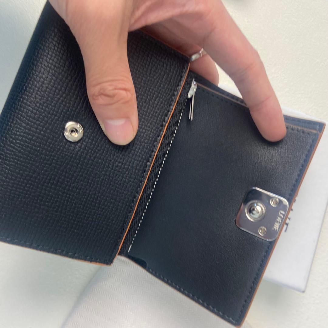 LOEWE 三つ折り財布 ブラック 本革牛革 専用箱・専用袋付き