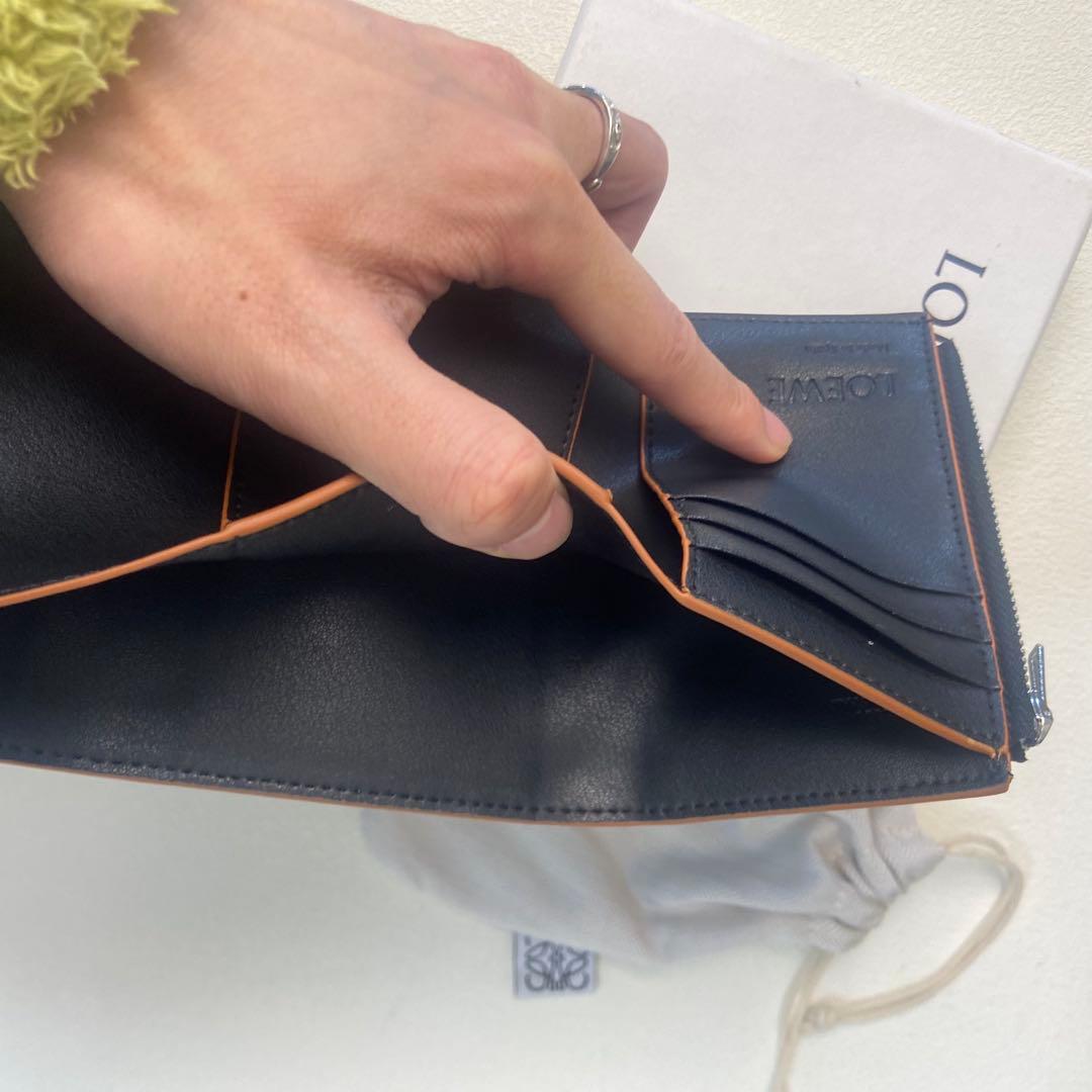 LOEWE 三つ折り財布 ブラック 本革牛革 専用箱・専用袋付き