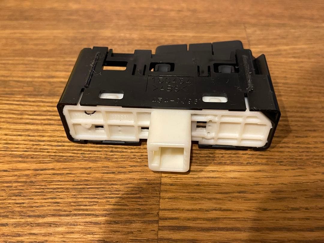 URS206 UZS207 クラウン マジェスタ レオスタット メータースイッチ