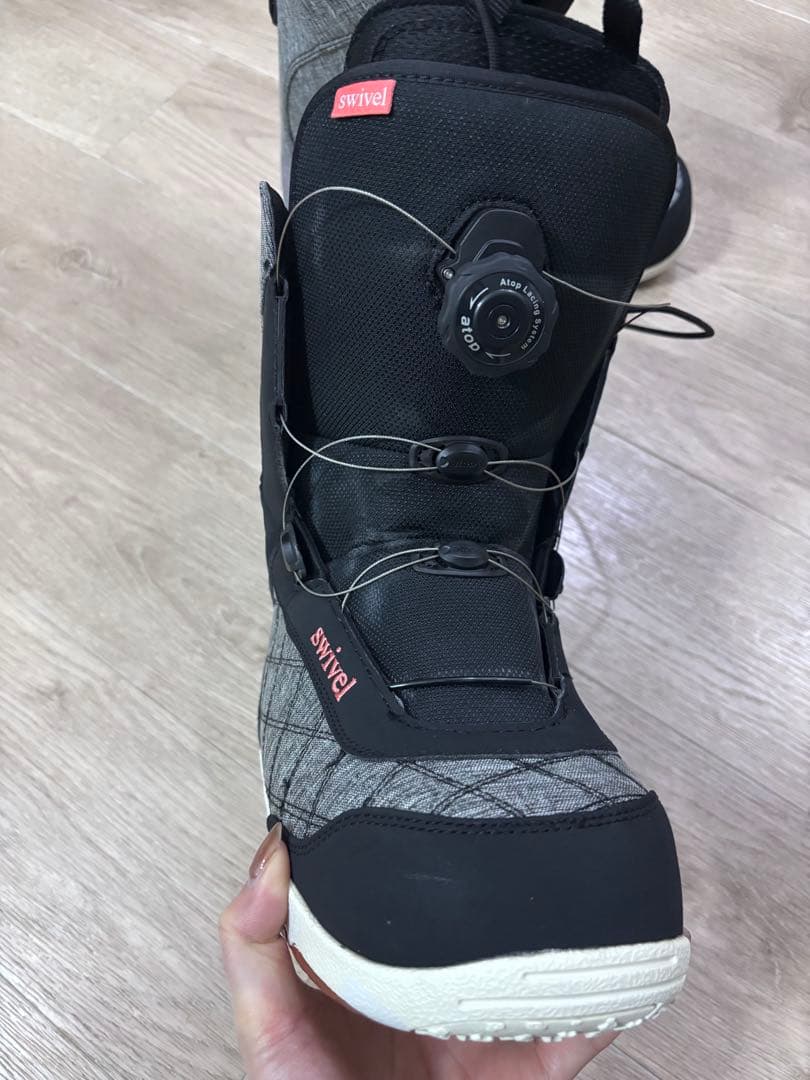 swivel スノーボードブーツ グレー/ブラック