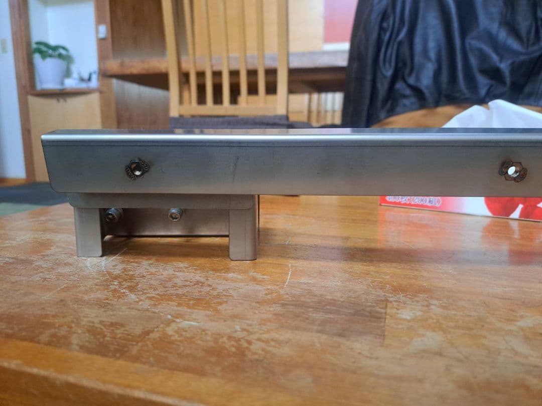 Xmas セールMAZDAND ロードスター左側ナンバープレートオフセットステー