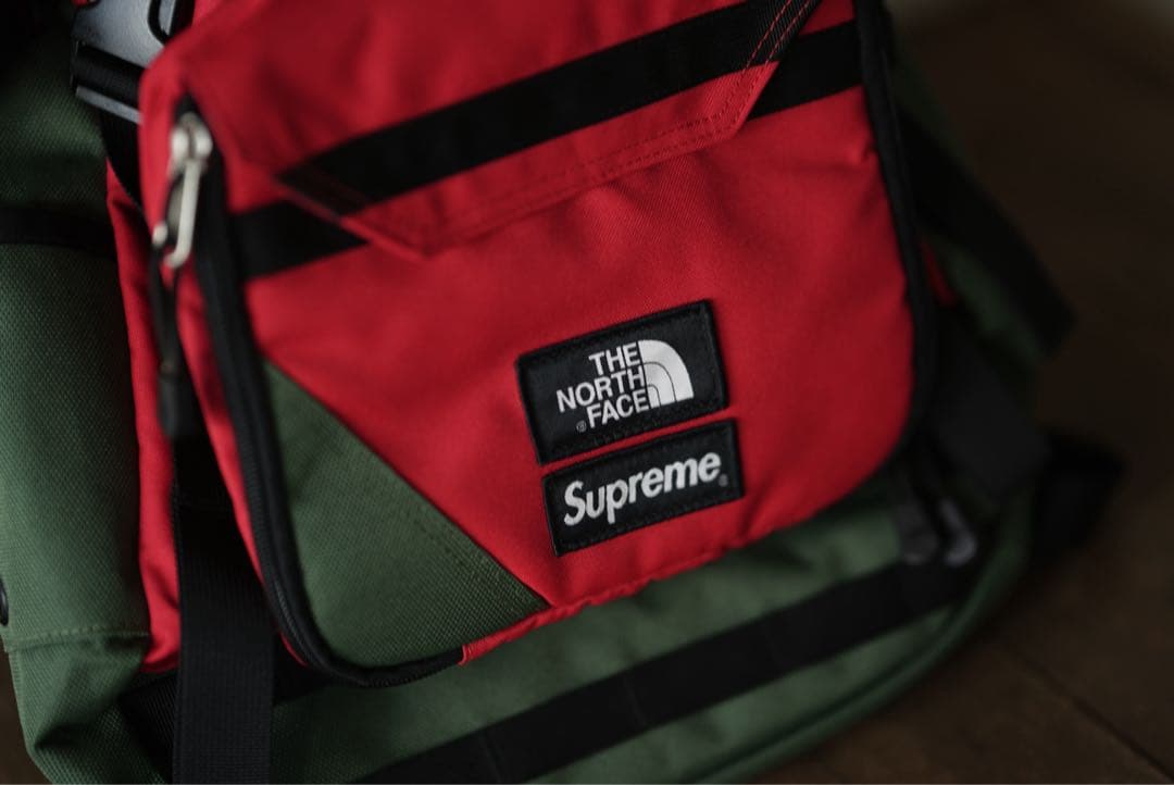 美品 シュプリーム ザノースフェイス スティープ テック バックパック 緑 赤