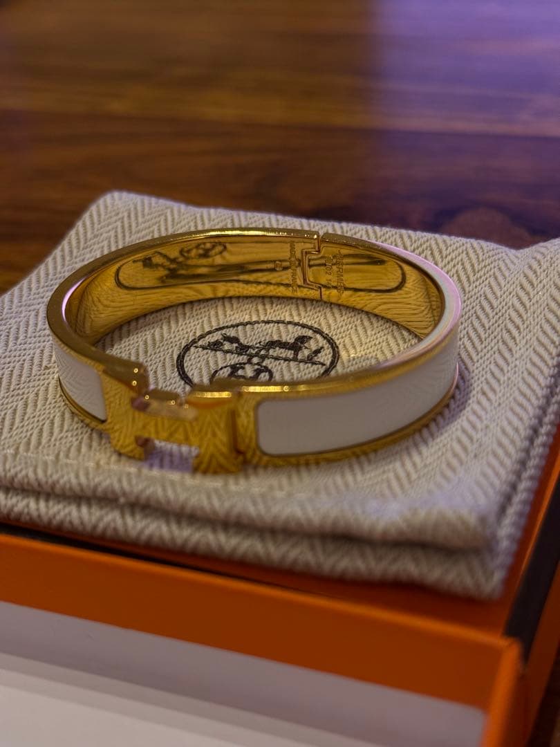 エナメルブレスレット(クリックH)