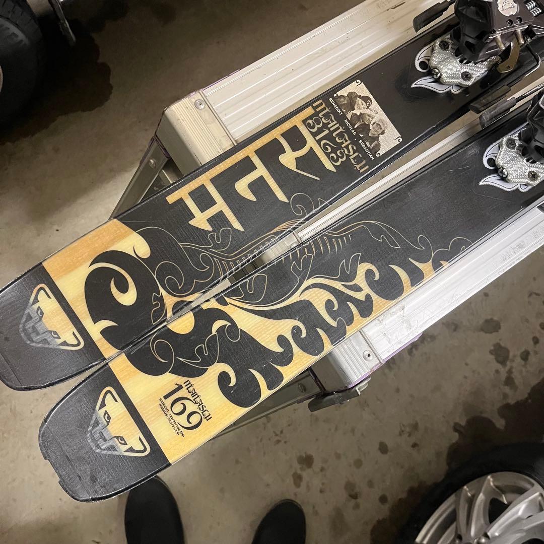 美品　DYNAFIT マナスル　専用シール付　超軽量