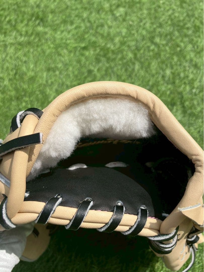 ミズノプロ　硬式　オーダー　HAGA　村上　内野用　定価71,500円　グラブ