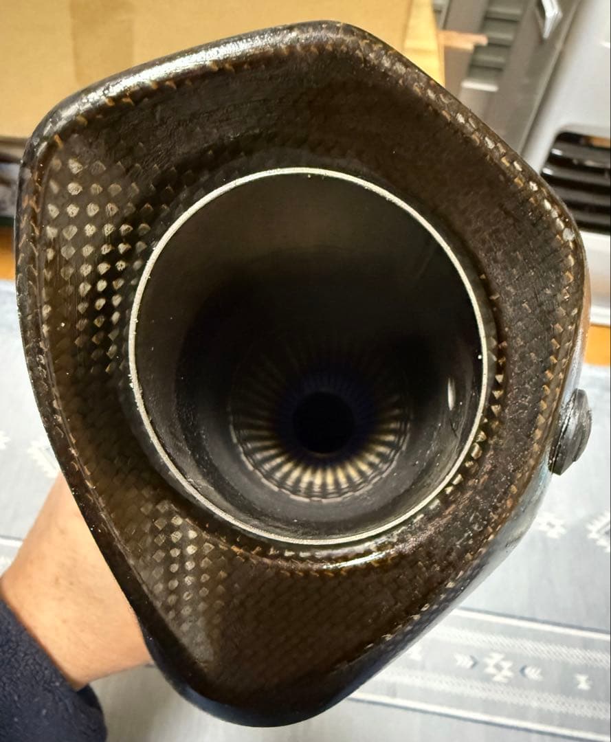 YZF-R1 09-14 アクラポビッチ/カーボン スリップオンマフラー/ヤマハ