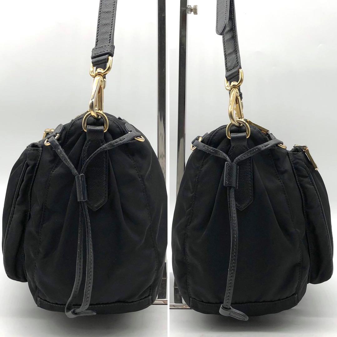 ✨ギャランティ付✨プラダ ショルダーバッグ メタルロゴ ゴールド金具 ナイロン