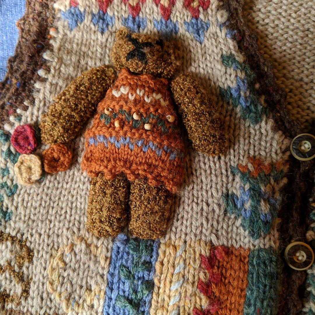 ねねnovaraテディベアニットべスト＆ブルーベリーファーム赤カーディガン