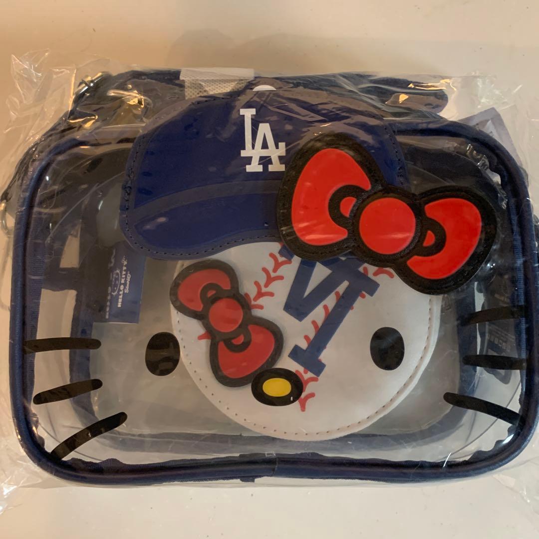 ハローキティ LAドジャース コラボポーチ