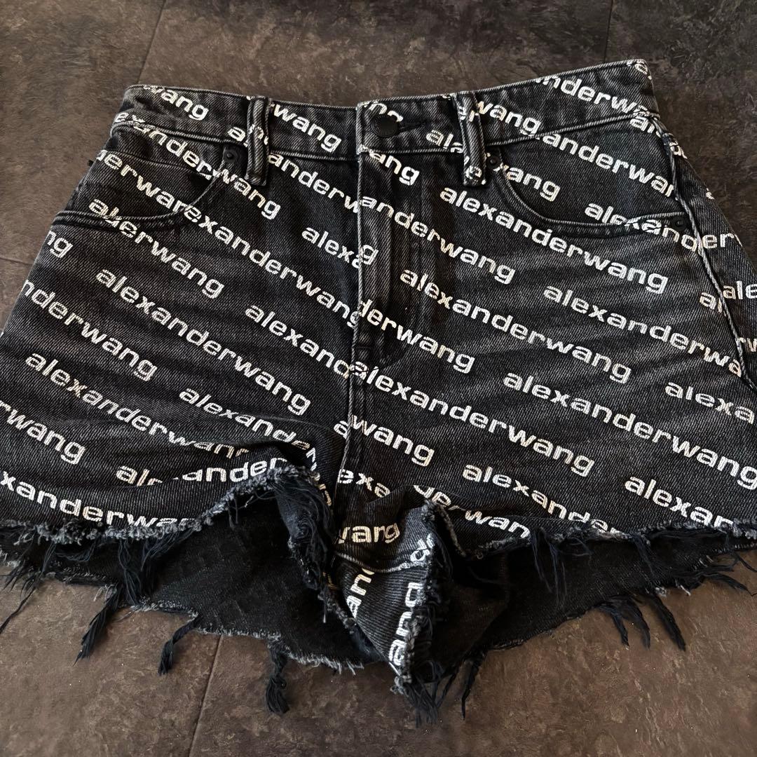 alexanderwang ロゴプリントショートパンツ
