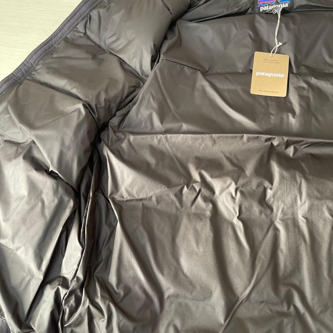 【新品】 Patagonia ブラック ダウンベスト Ｌ