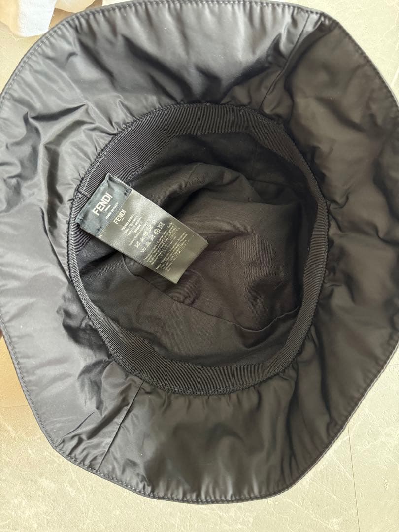 FENDIナイロンハットユニセックス