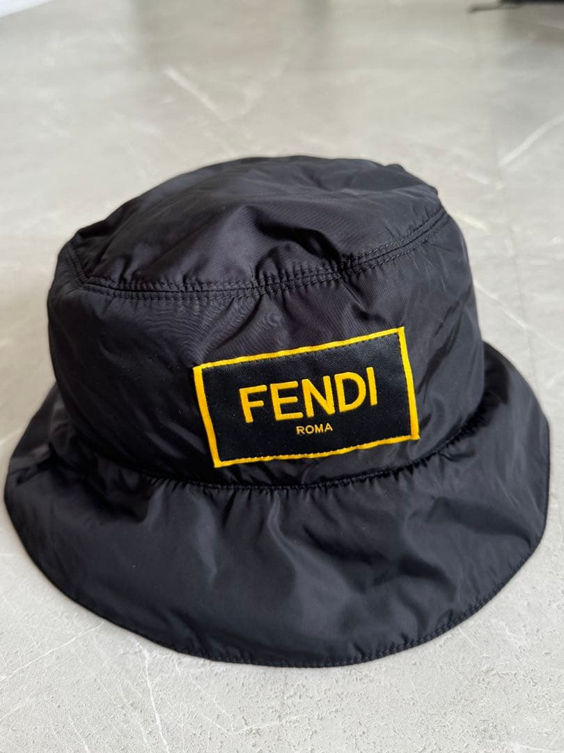 FENDIナイロンハットユニセックス