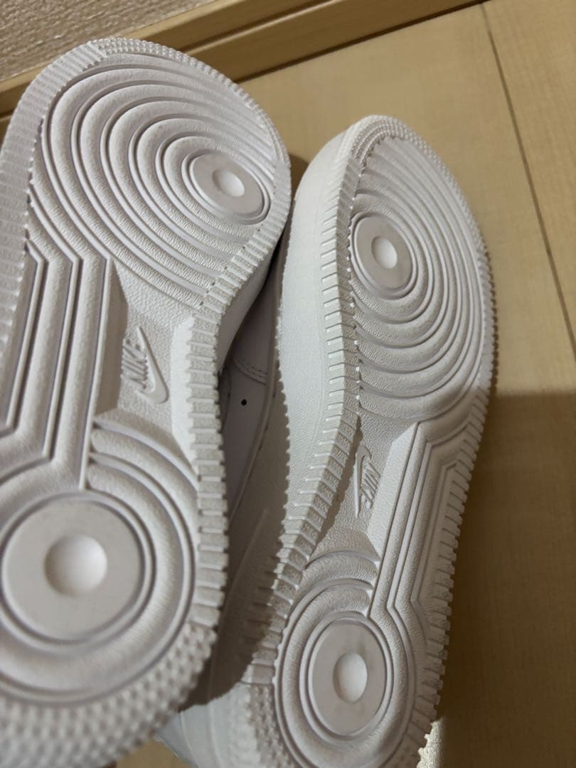 NIKE AIR FORCE 1 ナイキ　エアフォース　スニーカー