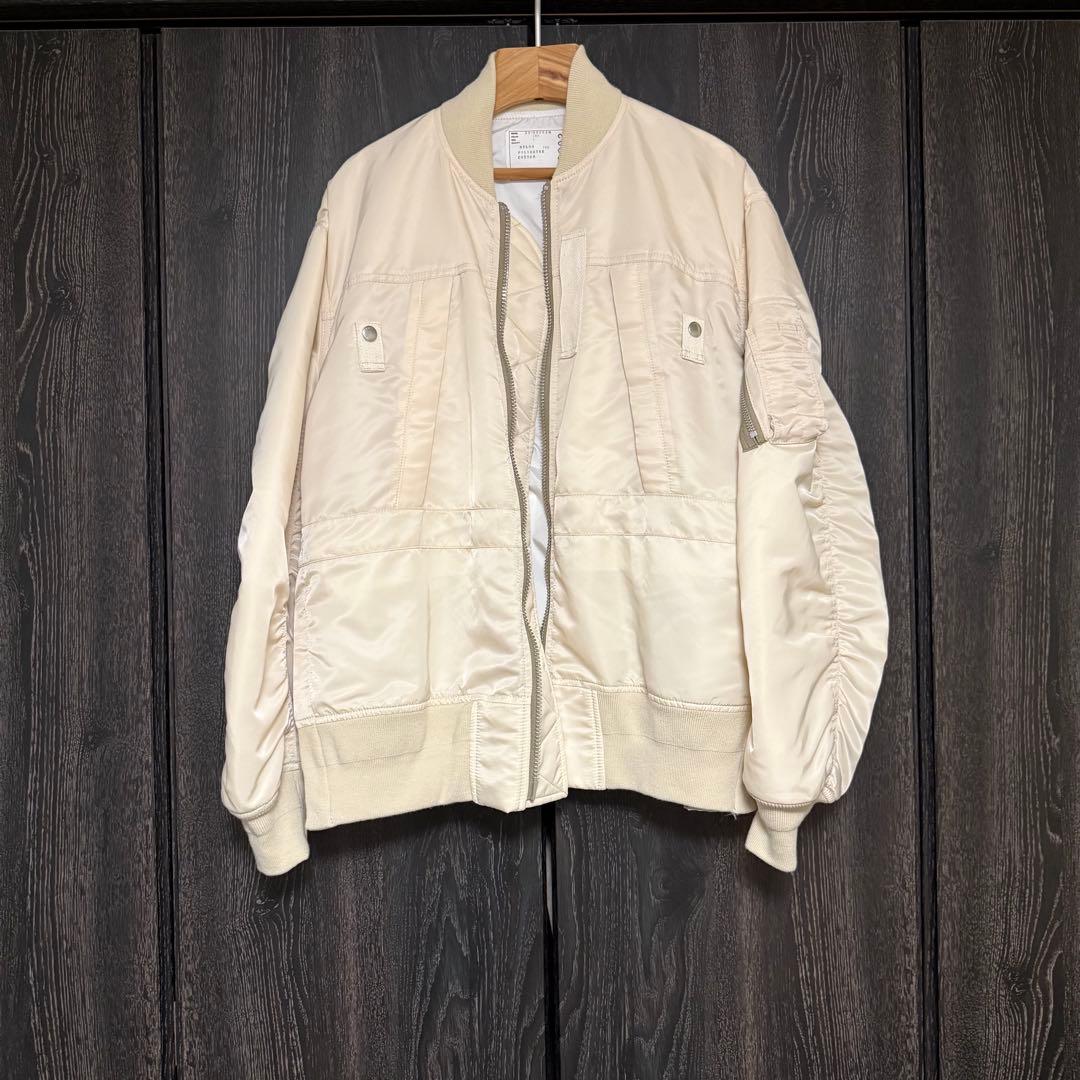 美品 Sacai　23SS ナイロンツイル ボンバージャケット　МA‐1