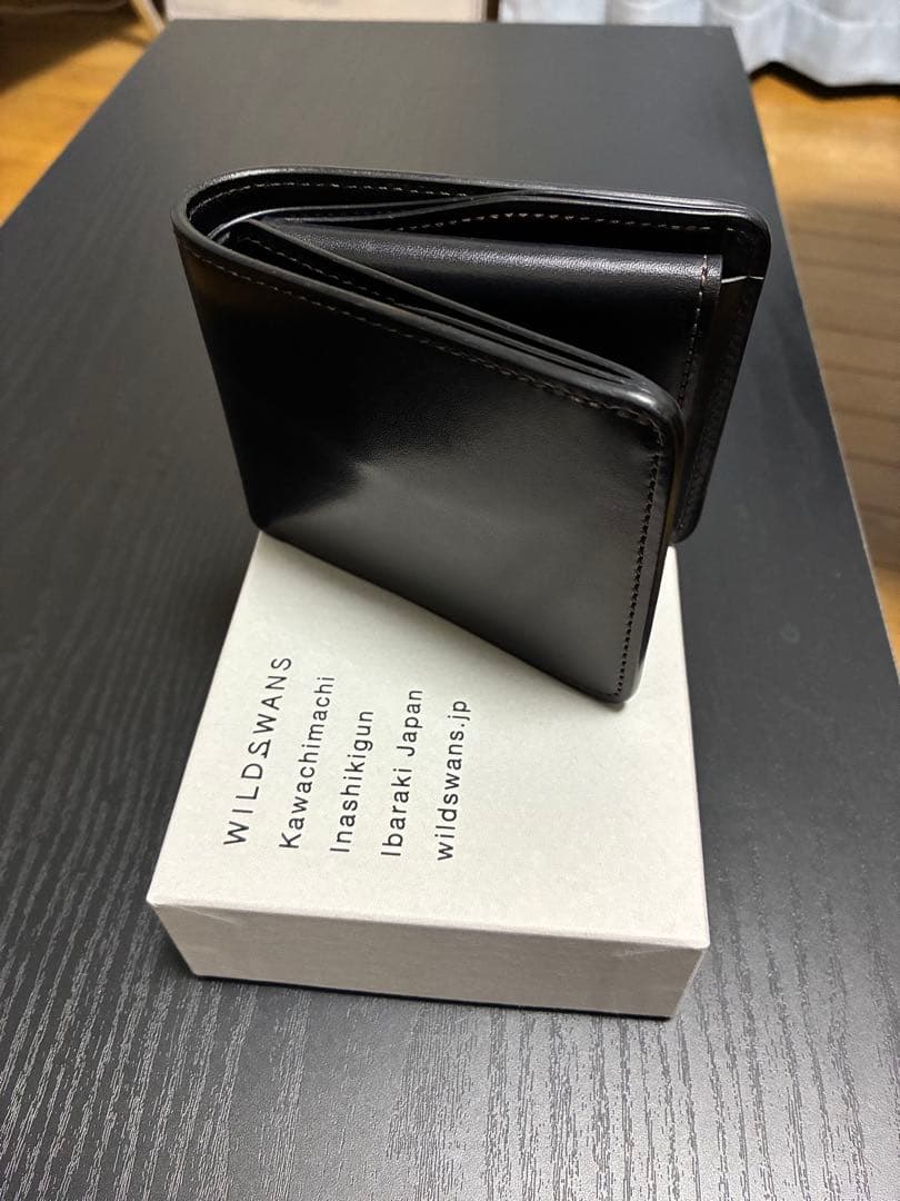 WILDSWANS ロイドヴァッシュ グラウンダー　NOIR