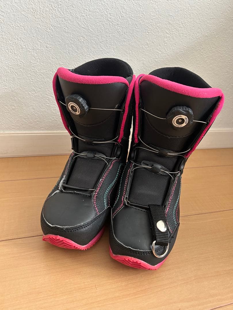 Swivel キッズスノーボード ビンディング・ブーツ3点セット